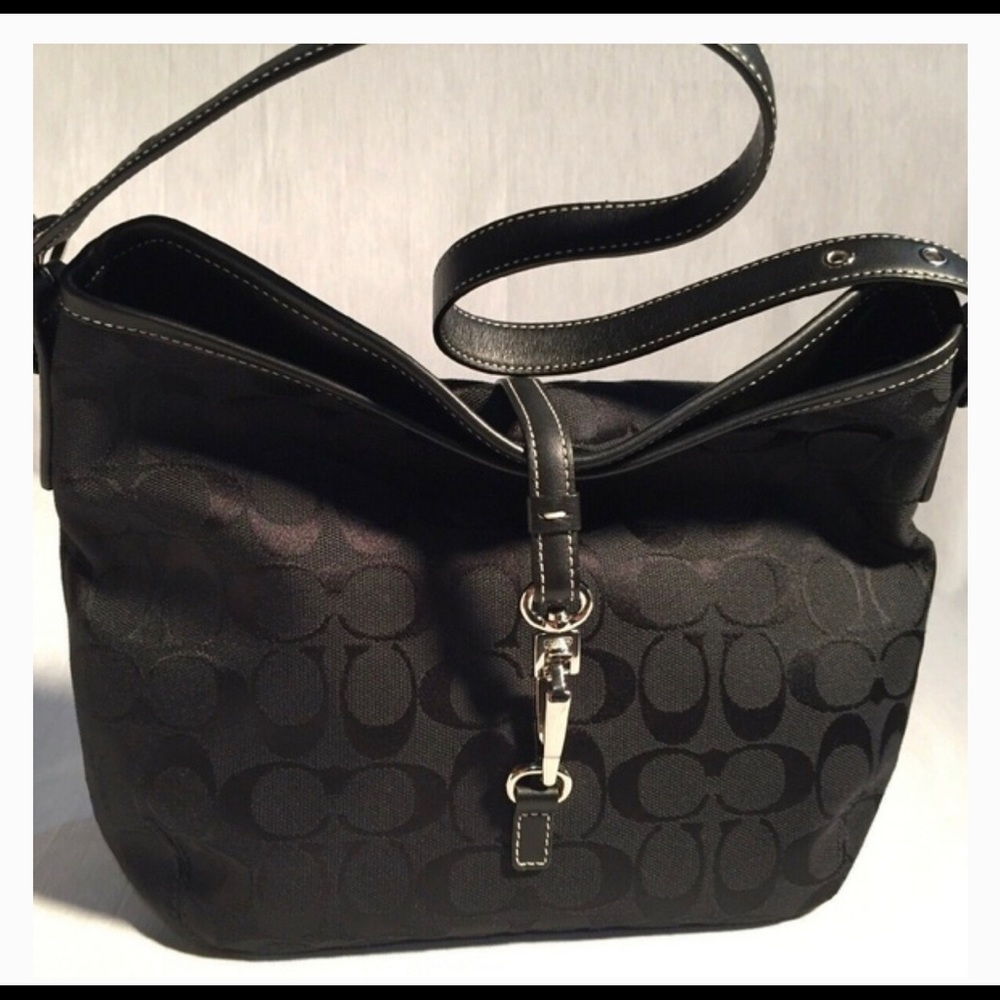 COACH | Canvas Hobo Leather Trim w/ clasp